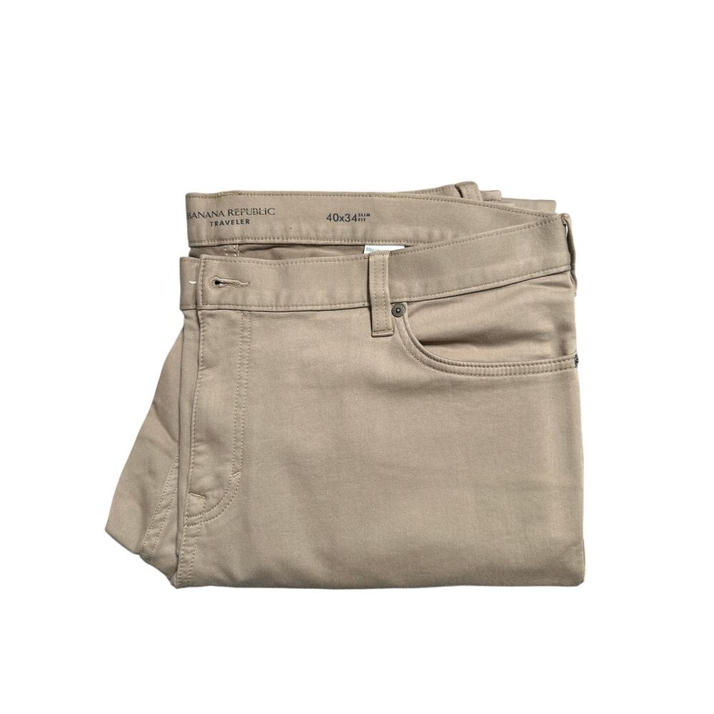 Men’s 40x34 Khaki BANANA REPUBLIC Traveler Slim Fit Luxe Stretch Comfort Pants